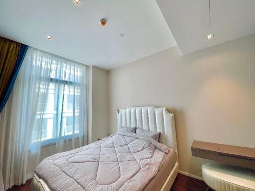 1 bed Condo in The Diplomat 39 Khlong Tan Nuea Sub District C019912