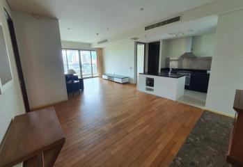 2 bed Condo in The Lakes Khlongtoei Sub District C019906