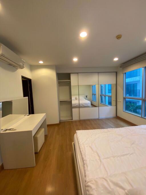 2 bed Condo in The Address Sukhumvit 42 Phra Khanong Sub District C019895