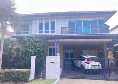 4 bed House in Grand Bangkok Boulevard Rama 9-Srinagarindra Thapchang Sub District H019884