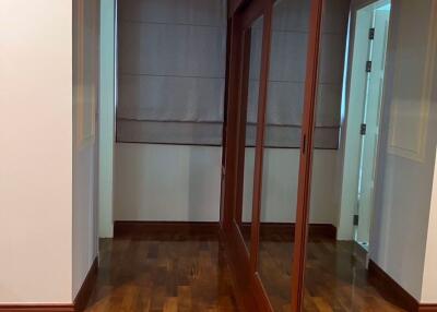 2 bed Condo in The Bangkok Sukhumvit 43 Khlong Tan Nuea Sub District C019883