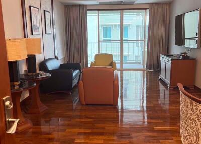 2 bed Condo in The Bangkok Sukhumvit 43 Khlong Tan Nuea Sub District C019883