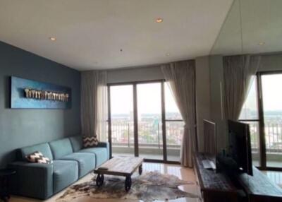 1 bed Condo in The Emporio Place Khlongtan Sub District C019857