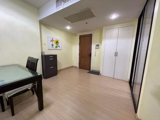 2 bed Condo in Supalai Premier @ Asoke Bangkapi Sub District C019825