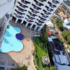 3 bed Condo in Floraville Suanluang District C019823