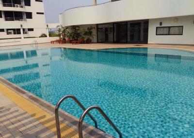 2 bed Condo in Supalai Place Condominium Khlong Tan Nuea Sub District C019808