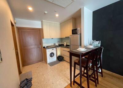 Studio bed Condo in Sathorn Gardens Thungmahamek Sub District C019803