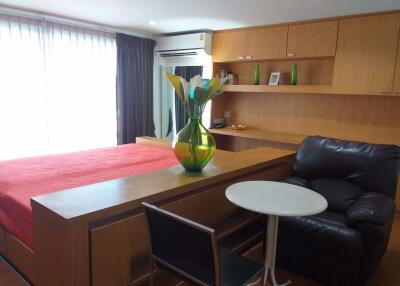 1 bed Condo in Grand Park View Khlong Toei Nuea Sub District C019785