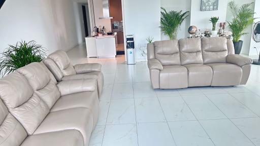 3 bed Duplex in 185 Rajadamri Lumphini Sub District D019765