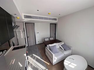 2 bed Condo in The Reserve Sukhumvit 61 Khlong Tan Nuea Sub District C019755