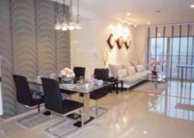 2 bed Condo in Noble Remix Khlongtan Sub District C019739