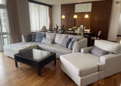 3 bed Condo in All Season Mansion Lumphini Sub District C019738