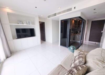 3 bed Condo in C Ekkamai Khlong Tan Nuea Sub District C019736