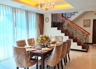 4 bed Penthouse in Piyathip Place Khlong Tan Nuea Sub District P019709