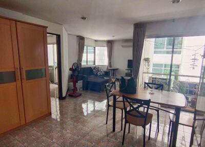 2 bed Condo in The Prime Suites Khlongtoei Sub District C019702