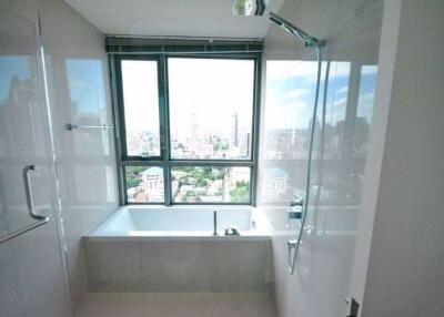 2 bed Condo in H Sukhumvit 43 Khlong Tan Nuea Sub District C019669