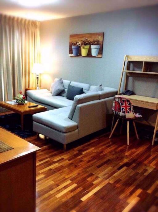 2 bed Condo in Baan Chan Khlong Tan Nuea Sub District C019659