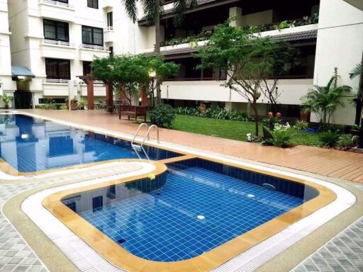 2 bed Condo in Baan Chan Khlong Tan Nuea Sub District C019659