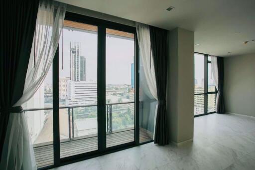 2 bed Condo in The Monument Thong Lo Khlong Tan Nuea Sub District C019646