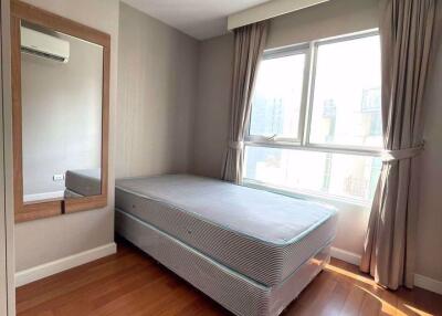 2 bed Condo in Belle Grand Rama 9 Huai Khwang Sub District C019631