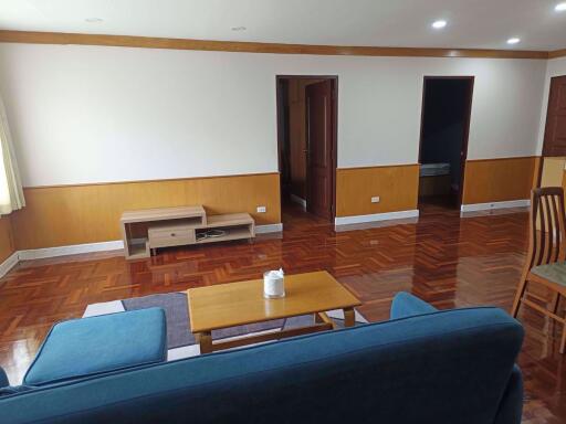 2 bed Condo in 49 Suite Khlong Tan Nuea Sub District C019614