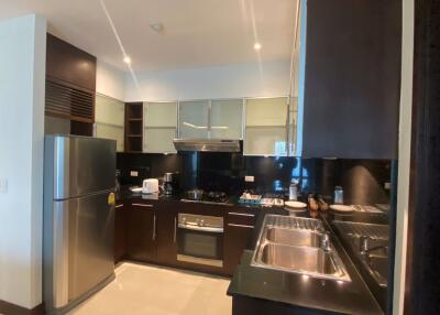 3 bed Condo in Royal Residence Park Lumphini Sub District C019578