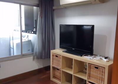 1 bed Condo in First Tower Khlong Toei Nuea Sub District C019576