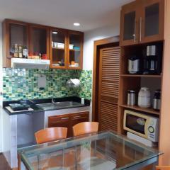 1 bed Condo in First Tower Khlong Toei Nuea Sub District C019576