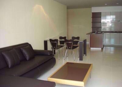 2 bed Condo in Sukhumvit City Resort Khlong Toei Nuea Sub District C019555