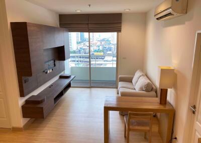 1 bed Condo in The Light House Khlong San District C019549