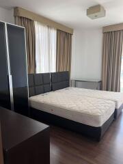 2 bed Condo in Baan Rom Yen Phrakhanongnuea Sub District C019539