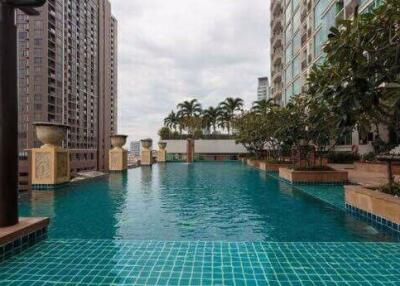 1 bed Condo in Le Luk Phrakhanongnuea Sub District C019535