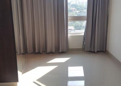 2 bed Condo in The Lofts Yennakart Chong Nonsi Sub District C019529