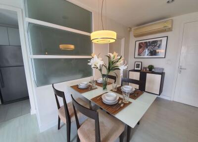 2 bed Condo in The Bangkok Sathorn-Taksin Khlong Ton Sai Sub District C019491