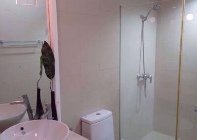 1 bed Condo in The Bangkok Thanon Sub Si Phraya Sub District C019489