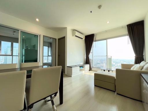 2 bed Condo in Life @ Ratchada Chankasem Sub District C019478