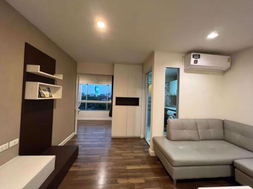 2 bed Condo in The Room Sukhumvit 79 Phrakhanongnuea Sub District C019477