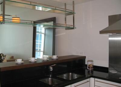 2 bed Condo in Athenee Residence Lumphini Sub District C019464