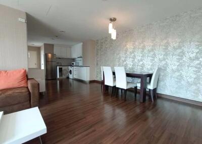 3 bed Condo in D 65 Phrakhanongnuea Sub District C019462