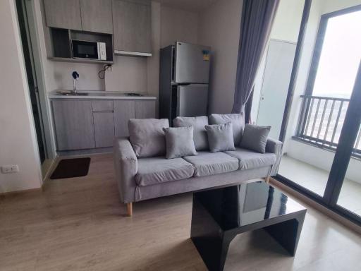 2 bed Condo in Ideo Sathorn - Thaphra Bukkhalo Sub District C019460