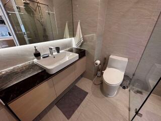 1 ห้องนอน, 1 ห้องน้ำ คอนโด ราคา ฿ 32,000/เดือน