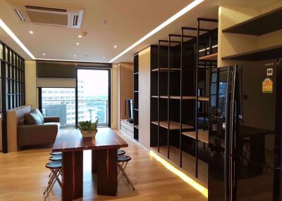 2 bed Condo in Silom Terrace Silom Sub District C019448