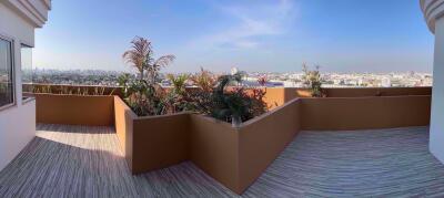 4 bed Penthouse in Tara Ruankaew Wang Thonglang District P019431