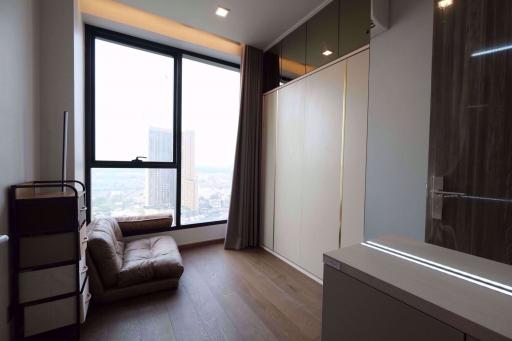 2 bed Condo in Ideo Q Sukhumvit 36 Khlongtan Sub District C019420