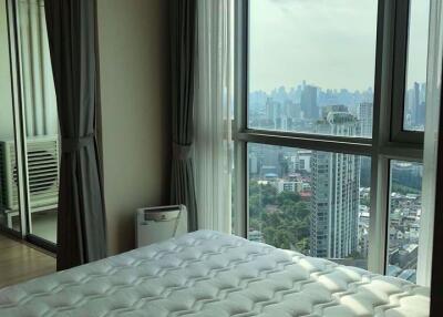 3 bed Condo in Sky Walk Condominium Phrakhanongnuea Sub District C019412