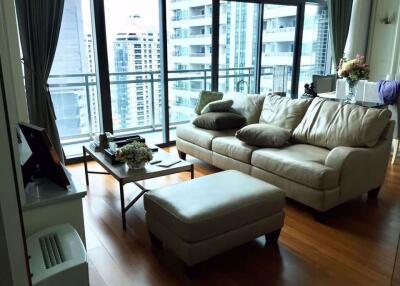 3 bed Duplex in Bright Sukhumvit 24 Khlongtan Sub District D019396