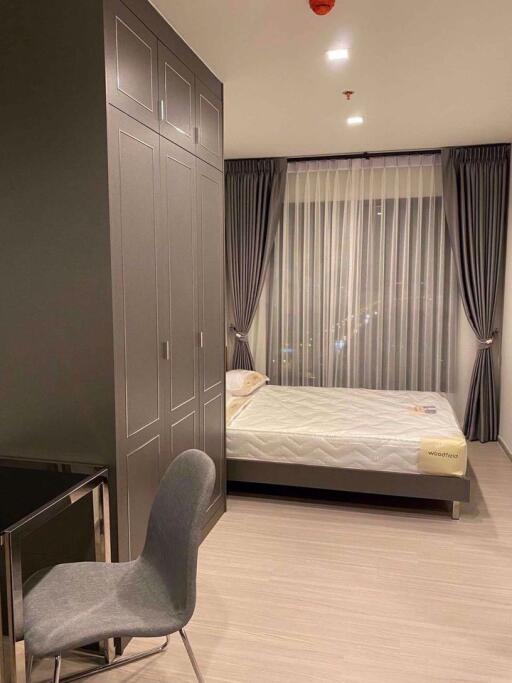 Studio bed Condo in Life Asok Hype Ratchathewi District C019392