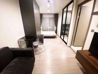 Studio bed Condo in Life Asok Hype Ratchathewi District C019392