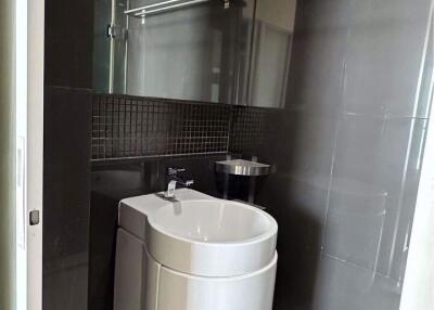 1 bed Condo in Rhythm Phahol - Ari Samsennai Sub District C019389