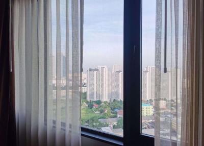 2 bed Condo in Artisan Ratchada Huai Khwang District C019387